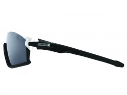 F90-matt-black-white_lat_Alta